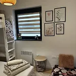 Triple Shine & Free Garage Apartamento *