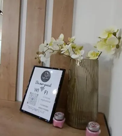 Triple Shine Apartment