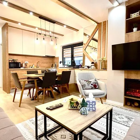 Triple Shine & Free Garage Appartamento *